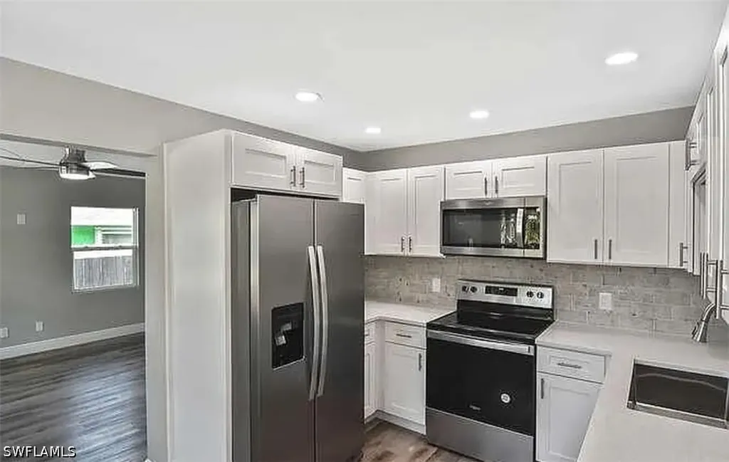 5457 9th Avenue Fort Myers FL 33907