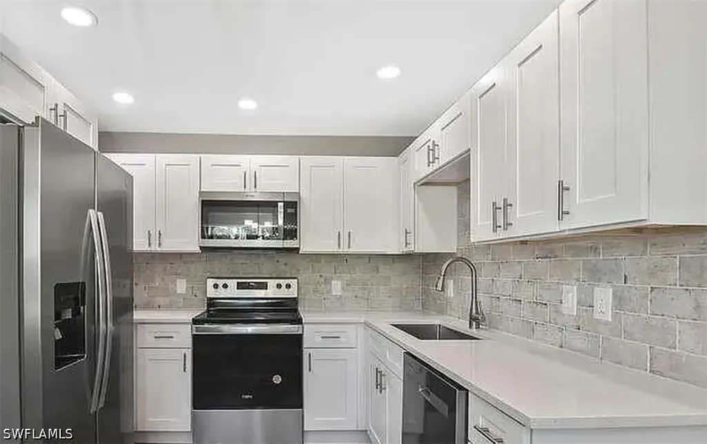 5457 9th Avenue Fort Myers FL 33907