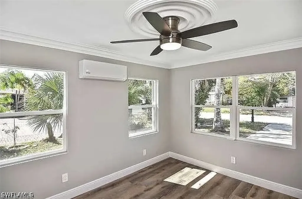 5457 9th Avenue Fort Myers FL 33907