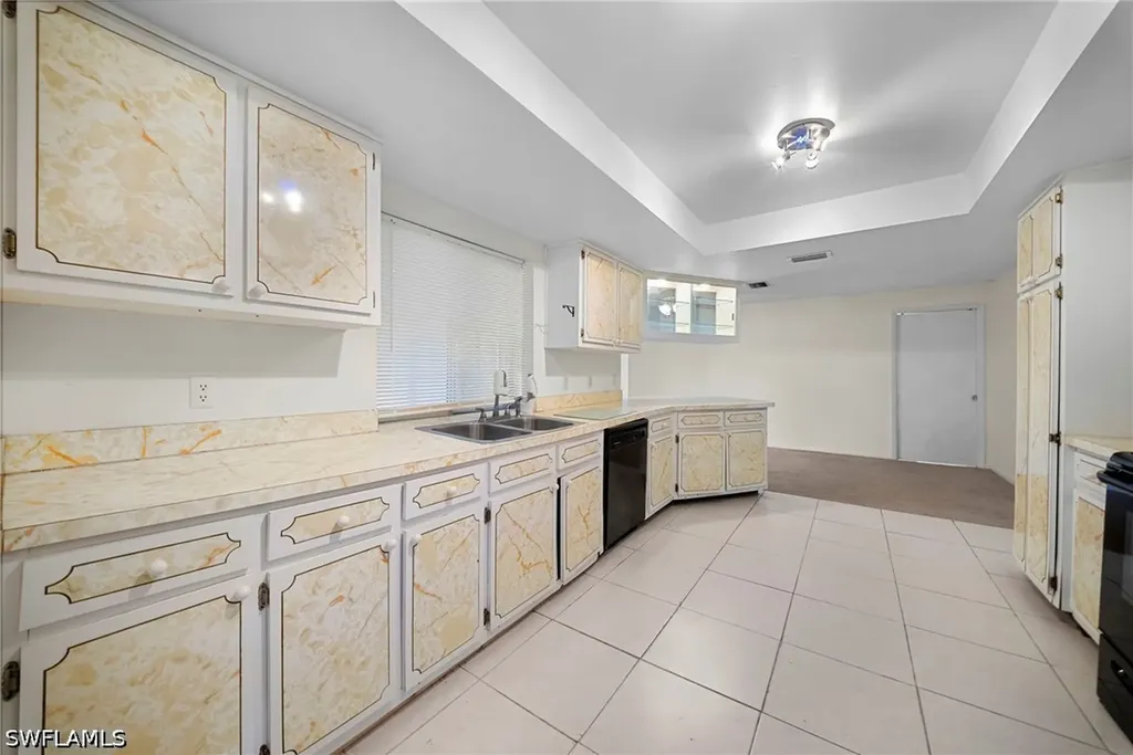 219 SE 46th Terrace Cape Coral FL 33904