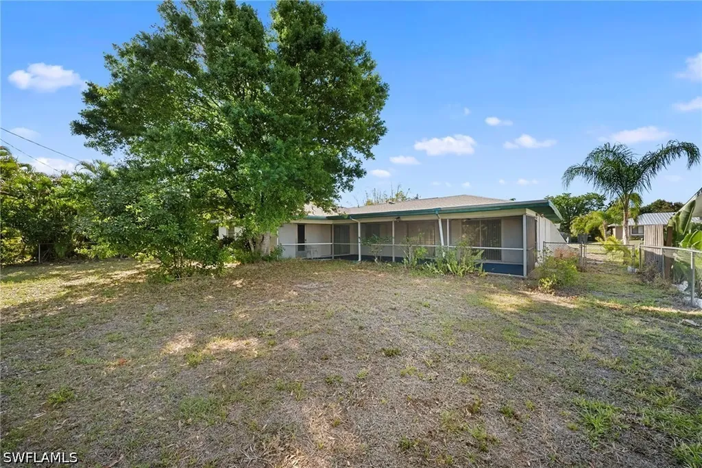 219 SE 46th Terrace Cape Coral FL 33904