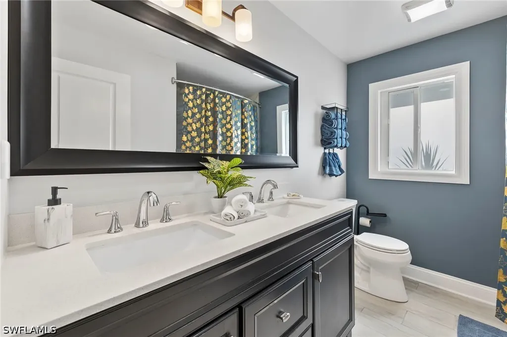 5211 Pocatella Court Cape Coral FL 33904