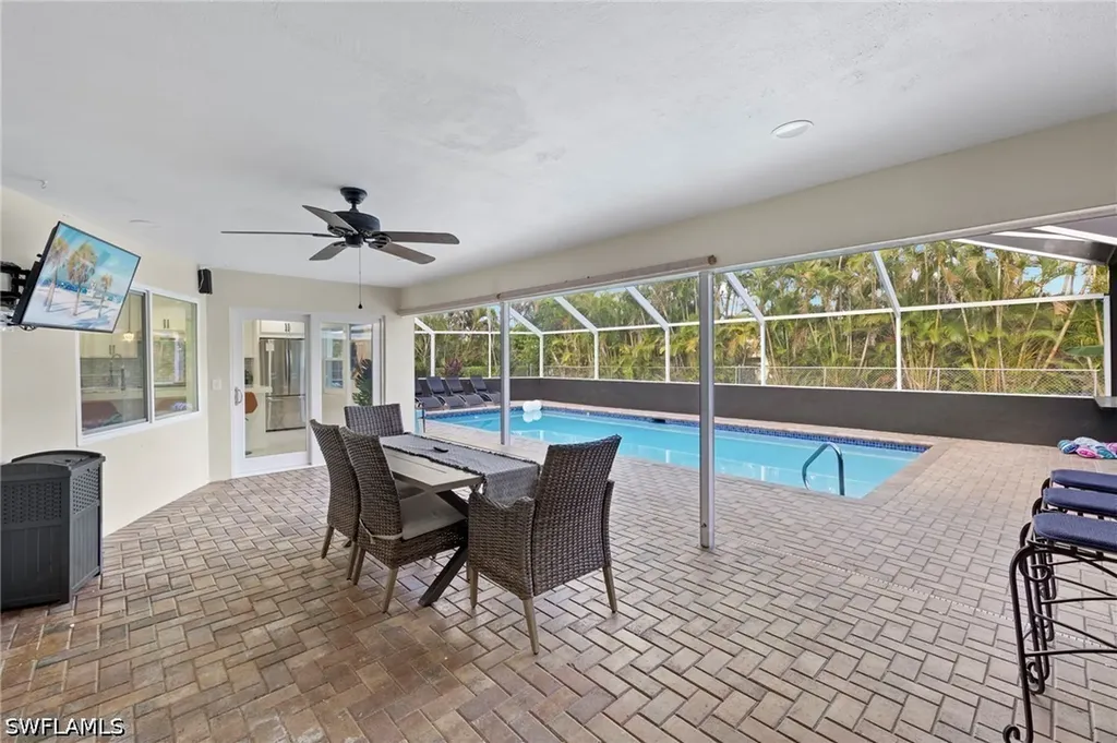 5211 Pocatella Court Cape Coral FL 33904