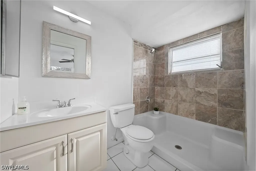 624 SE 35th Street Cape Coral FL 33904