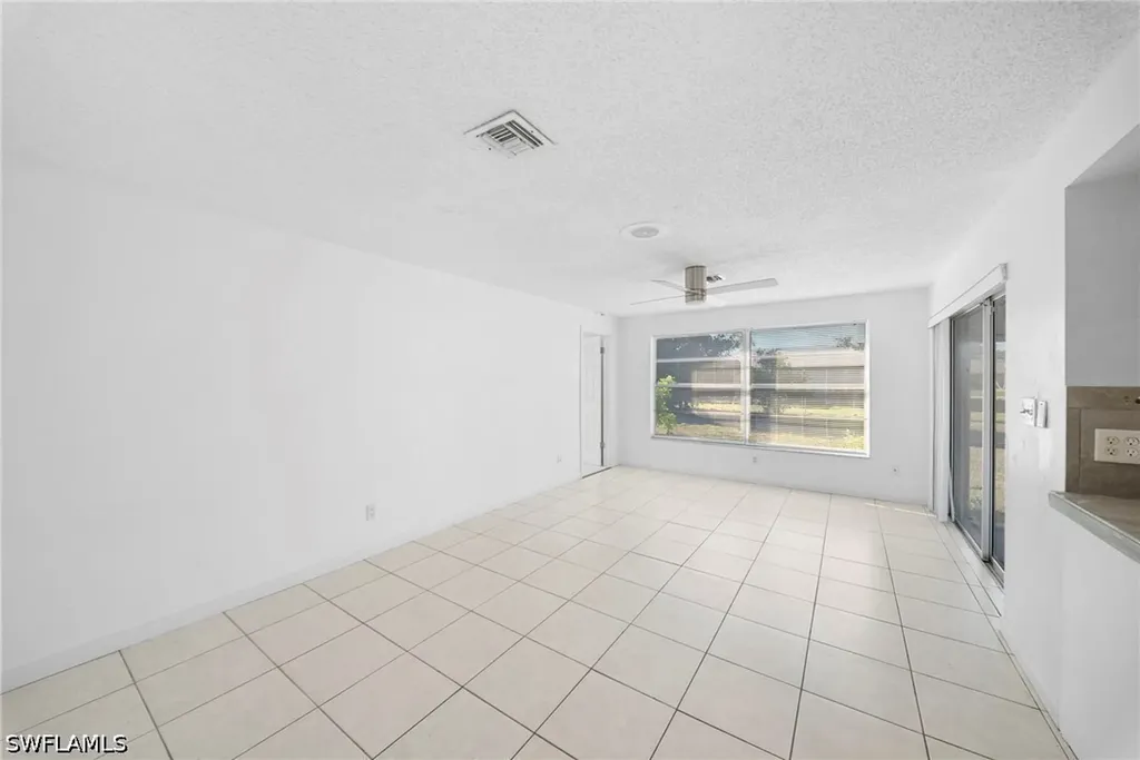 624 SE 35th Street Cape Coral FL 33904