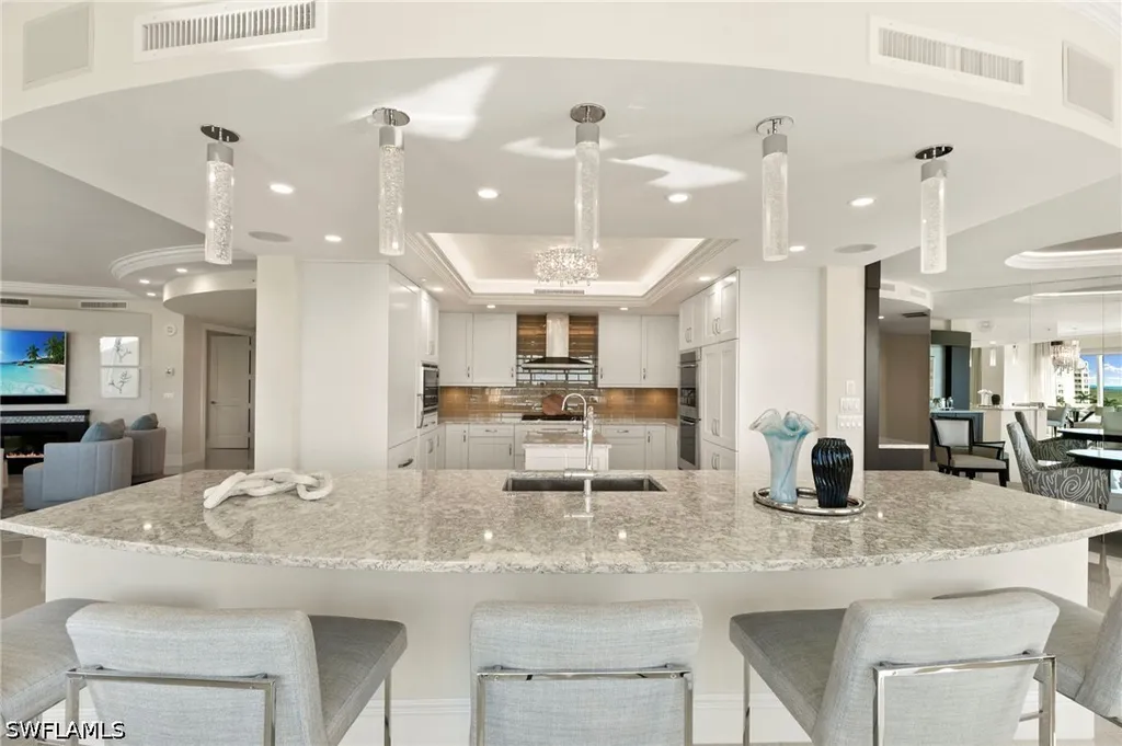 13665 Vanderbilt Drive Naples FL 34110
