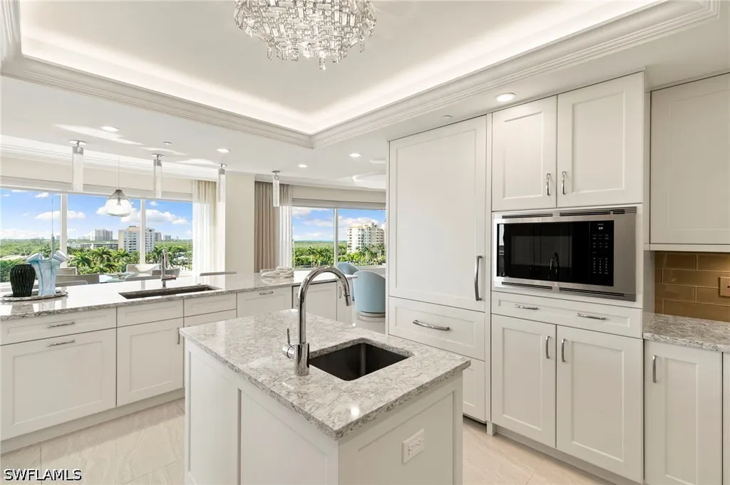 13665 Vanderbilt Drive Naples FL 34110