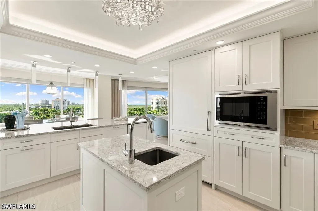 13665 Vanderbilt Drive Naples FL 34110