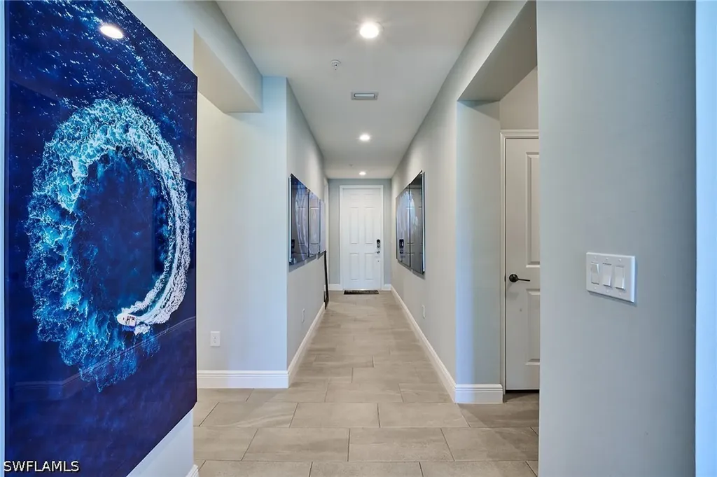 2664 Seychelles Circle Naples FL 34112