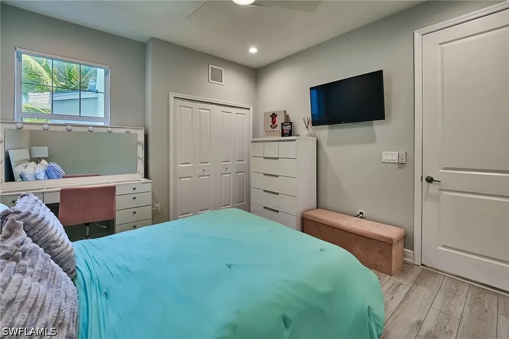 2664 Seychelles Circle Naples FL 34112