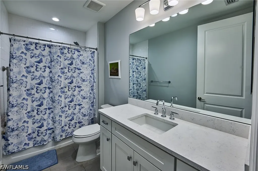 2664 Seychelles Circle Naples FL 34112