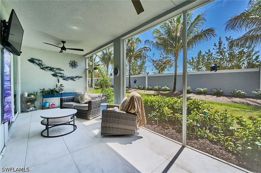2664 Seychelles Circle Naples FL 34112