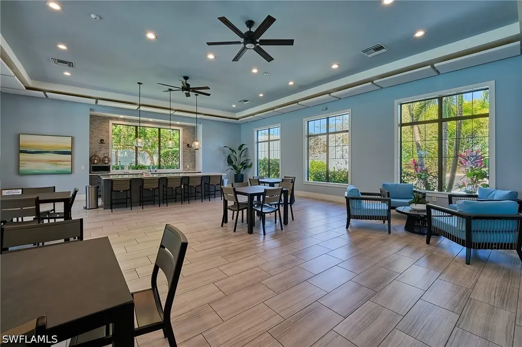2664 Seychelles Circle Naples FL 34112