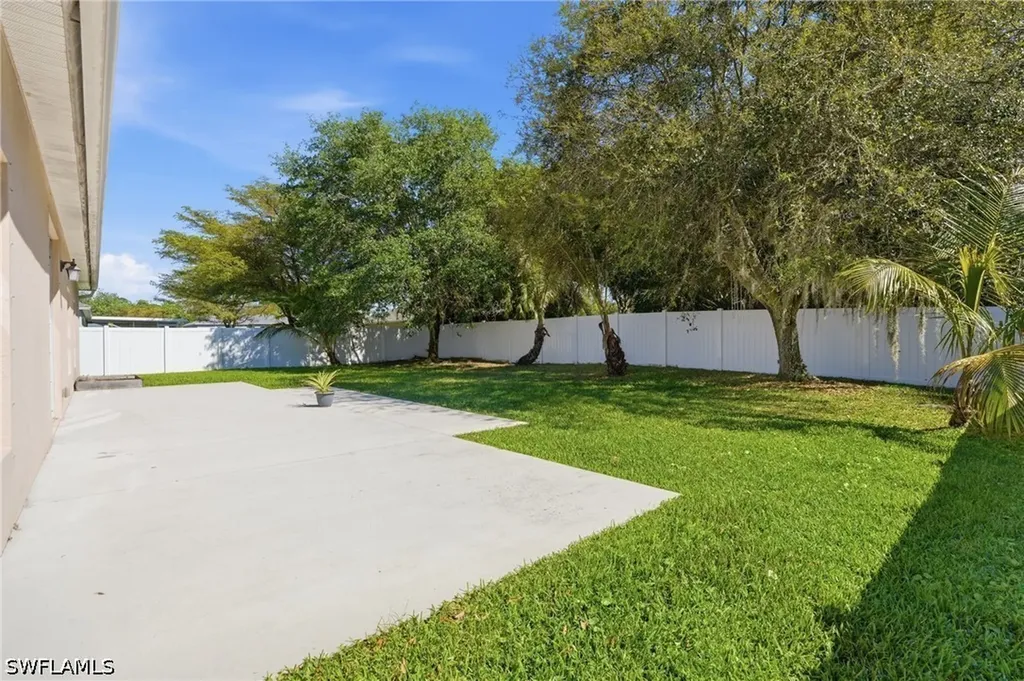 15080 Hawks Shadow Drive S Fort Myers FL 33905