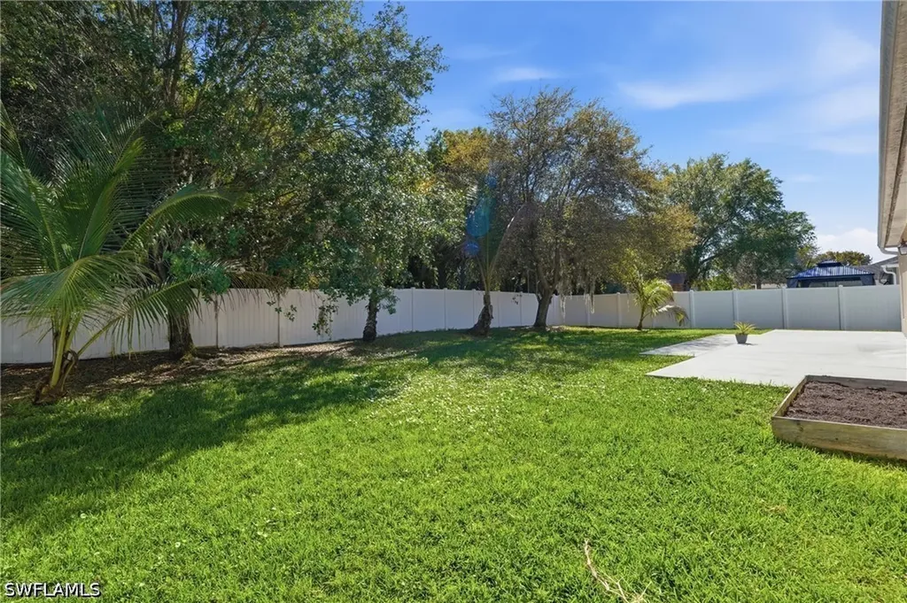 15080 Hawks Shadow Drive S Fort Myers FL 33905