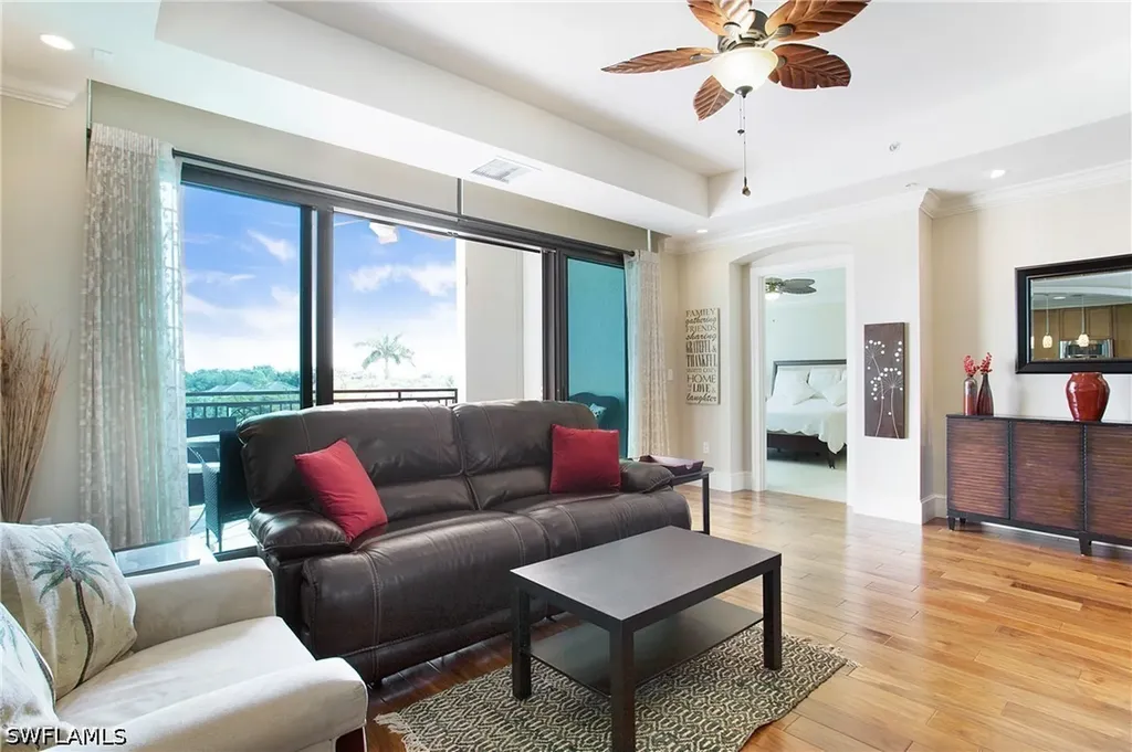 9123 Strada Place Naples FL 34108