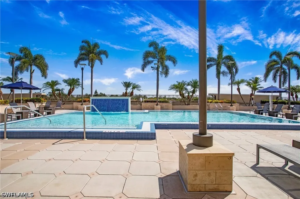 9123 Strada Place Naples FL 34108