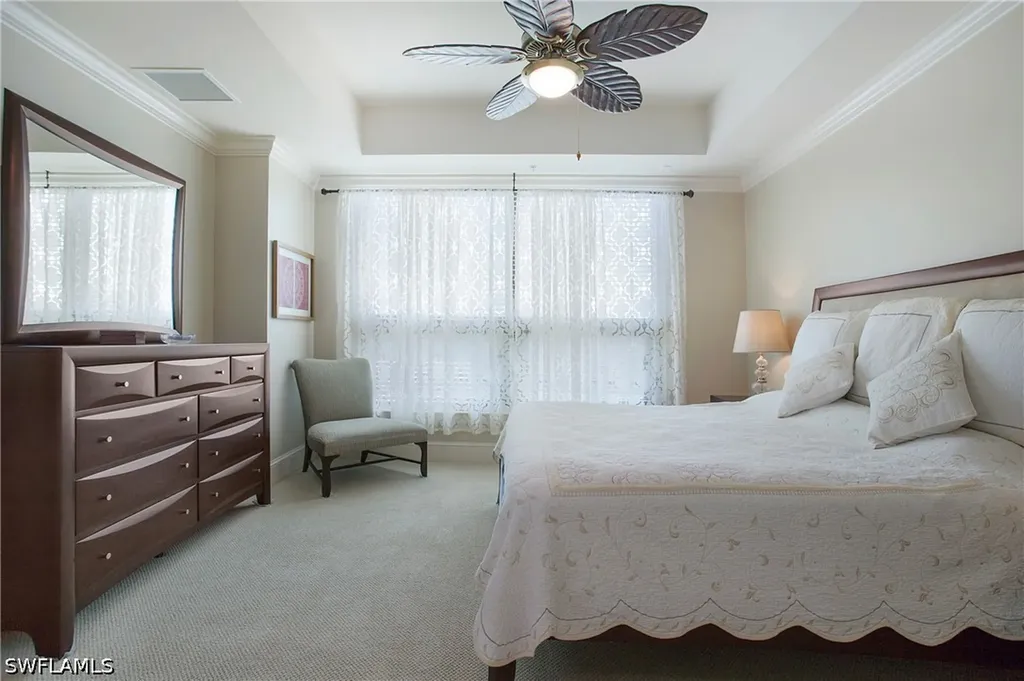 9123 Strada Place Naples FL 34108