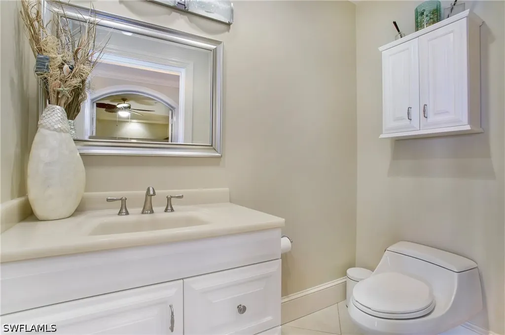 9123 Strada Place Naples FL 34108