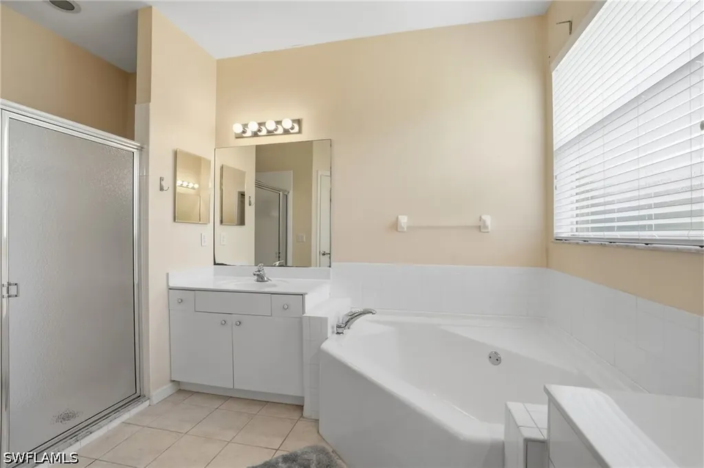 12565 Stone Valley Loop Fort Myers FL 33913