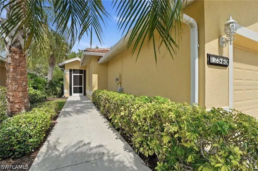 12565 Stone Valley Loop Fort Myers FL 33913