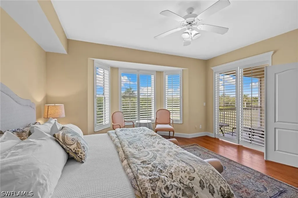 4650 Yacht Harbor Drive Naples FL 34112