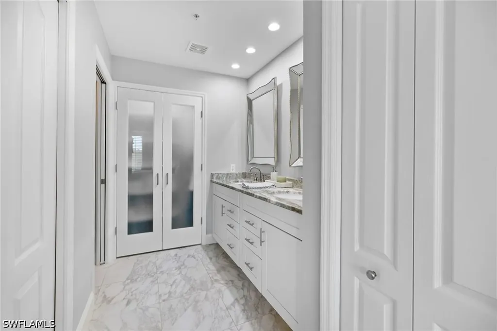 4650 Yacht Harbor Drive Naples FL 34112