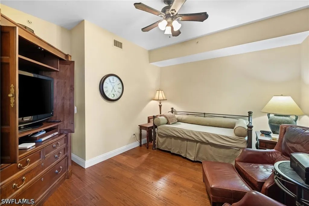 4650 Yacht Harbor Drive Naples FL 34112
