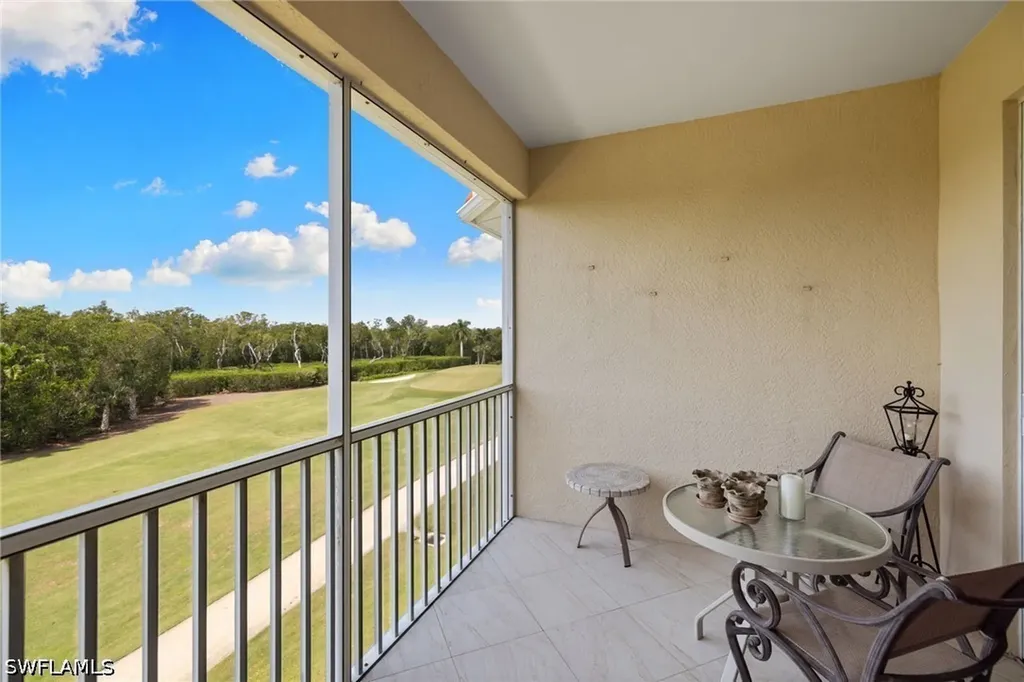 4650 Yacht Harbor Drive Naples FL 34112