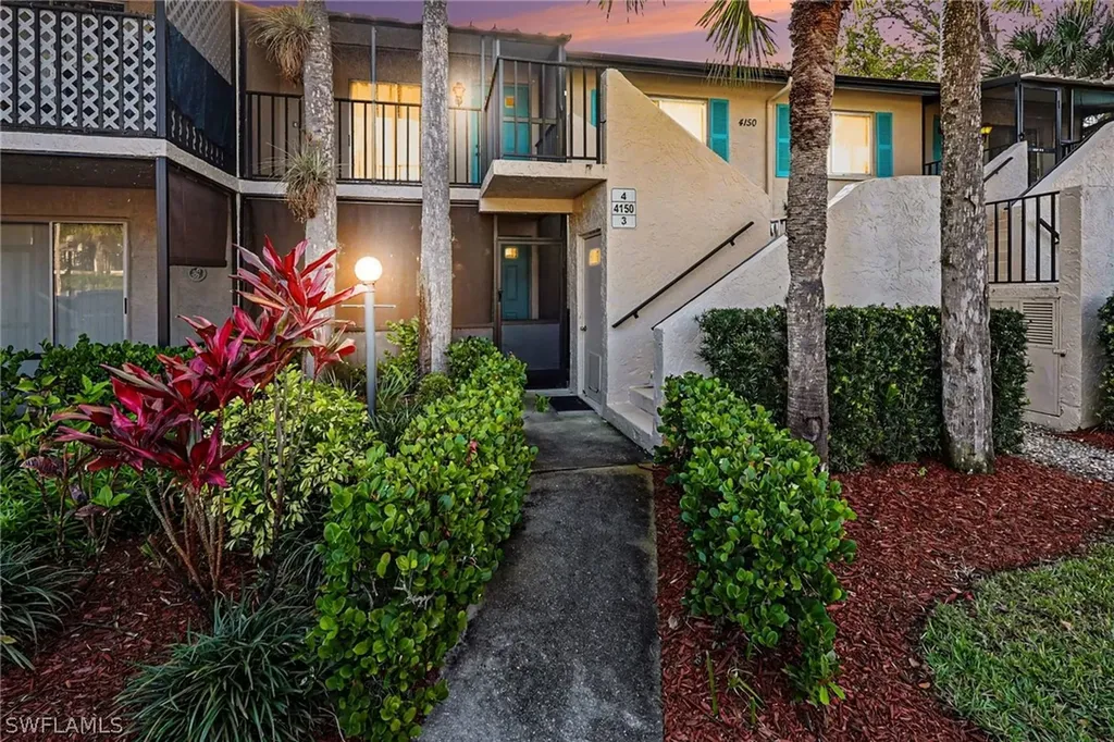 4150 Looking Glass Lane Naples FL 34112