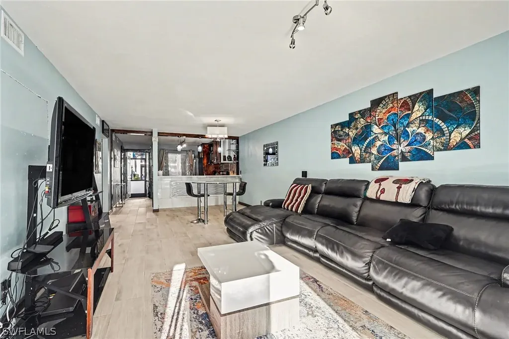 4150 Looking Glass Lane Naples FL 34112