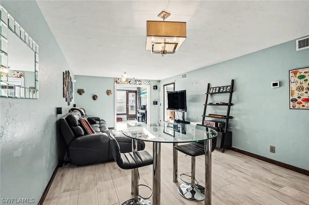4150 Looking Glass Lane Naples FL 34112