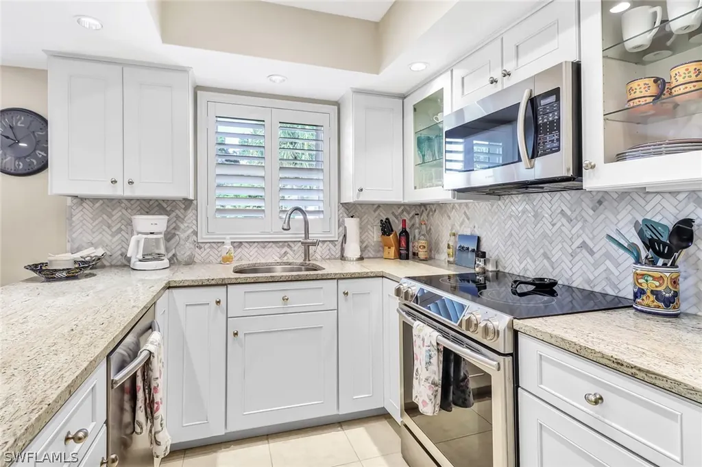 3200 Binnacle Drive Naples FL 34103