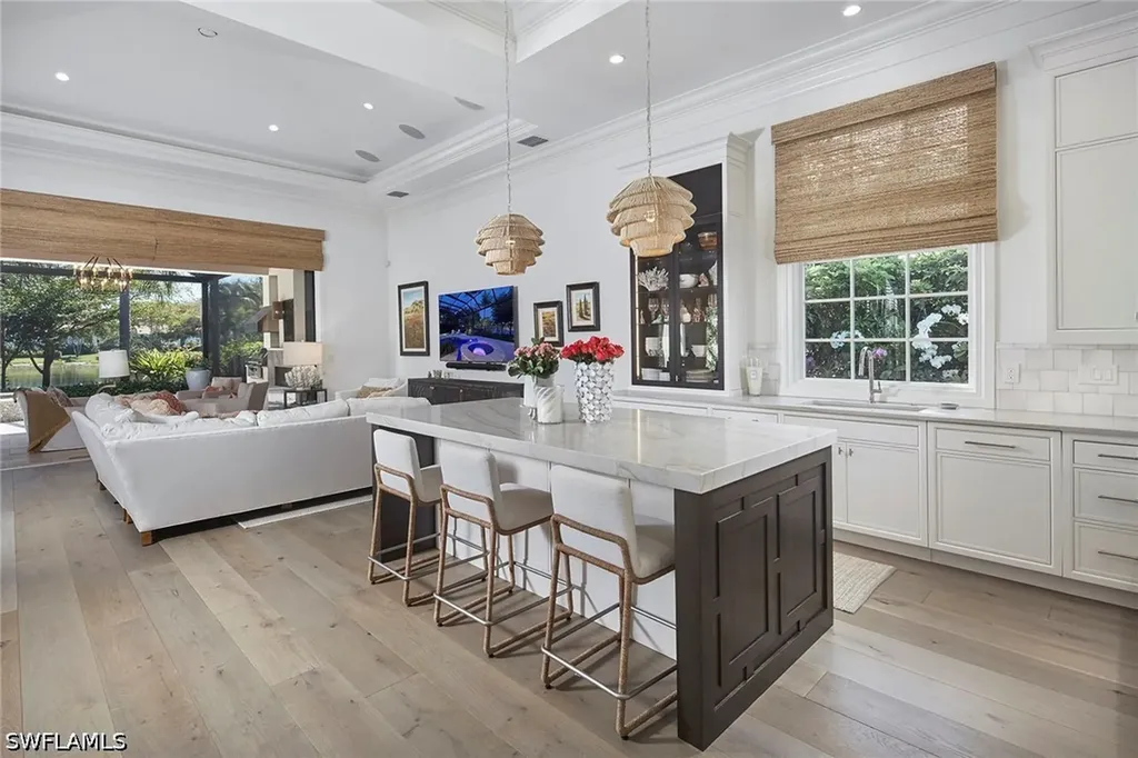 2220 Miramonte Court Naples FL 34105