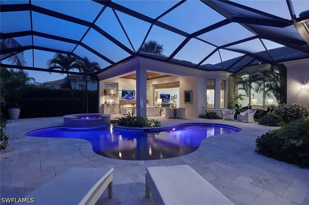 2220 Miramonte Court Naples FL 34105