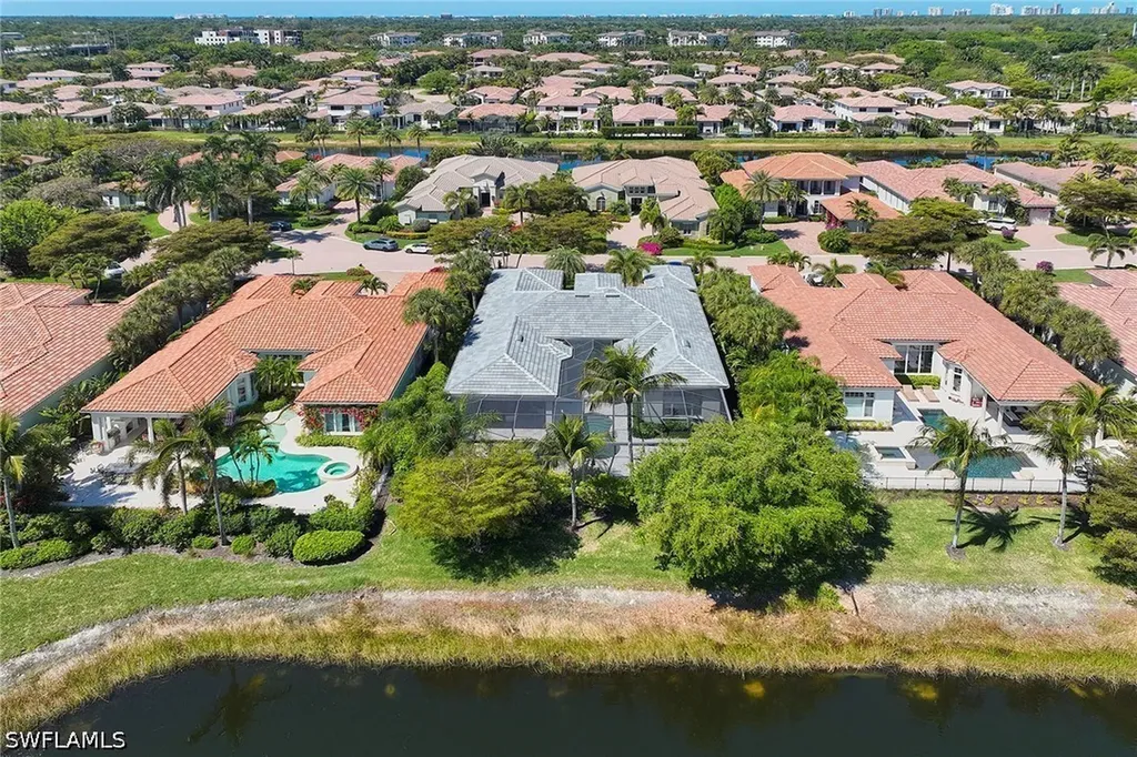 2220 Miramonte Court Naples FL 34105