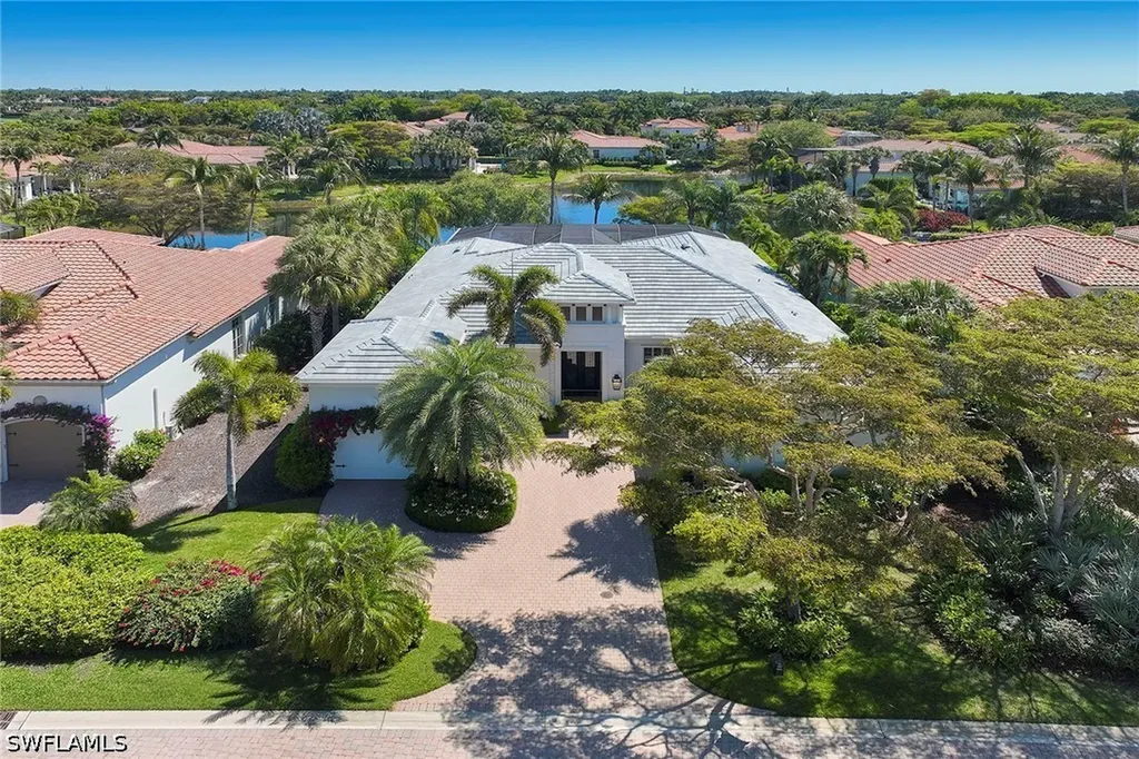 2220 Miramonte Court Naples FL 34105