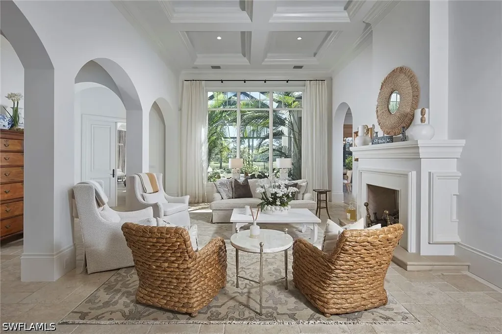 2220 Miramonte Court Naples FL 34105