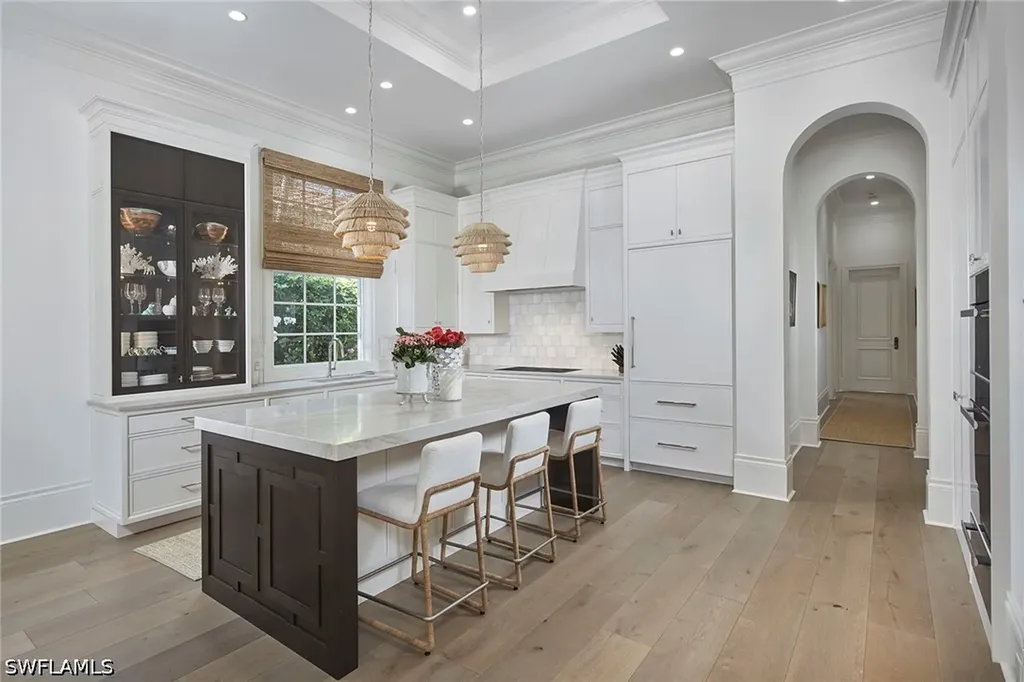 2220 Miramonte Court Naples FL 34105