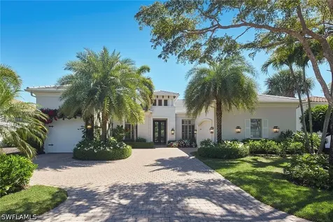 2220 Miramonte Court Naples FL 34105