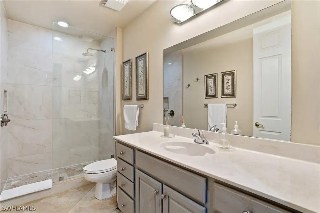 4964 Westchester Court Naples FL 34105