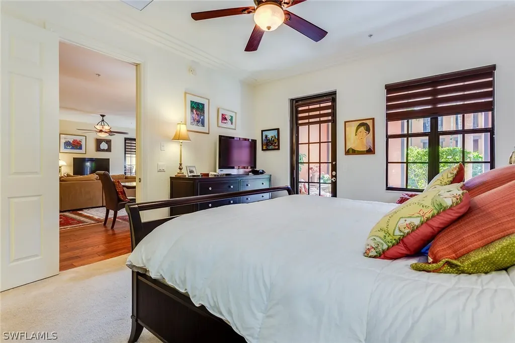 9088 Chula Vista Street Naples FL 34113