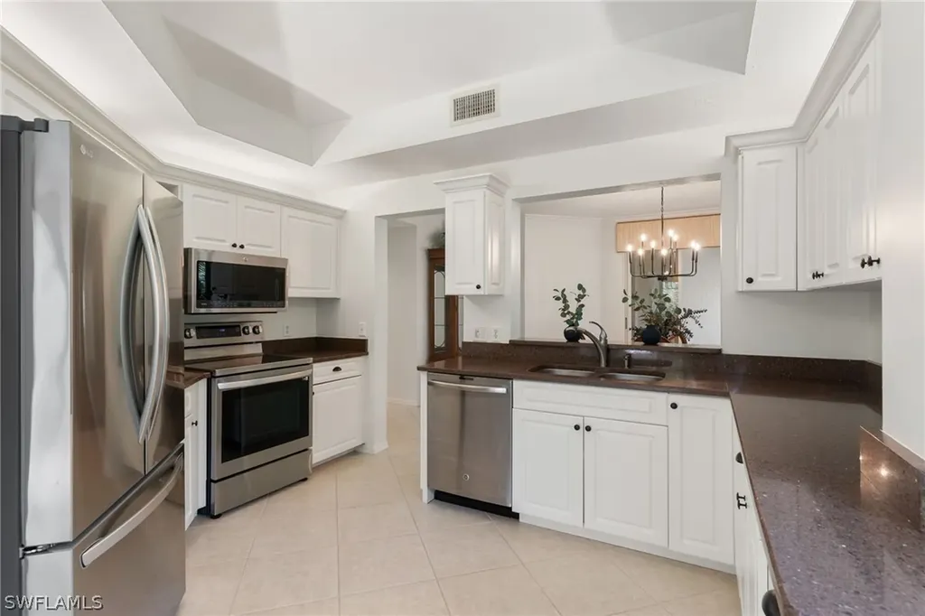 6500 Valen Way Naples FL 34108