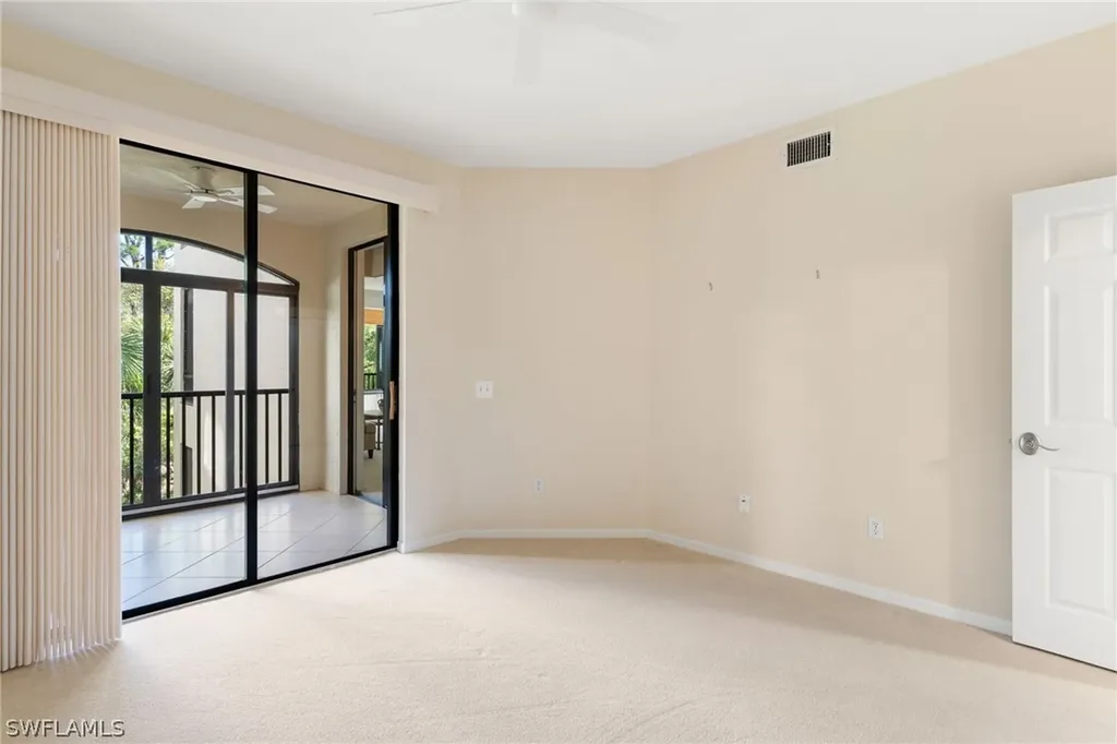 6500 Valen Way Naples FL 34108