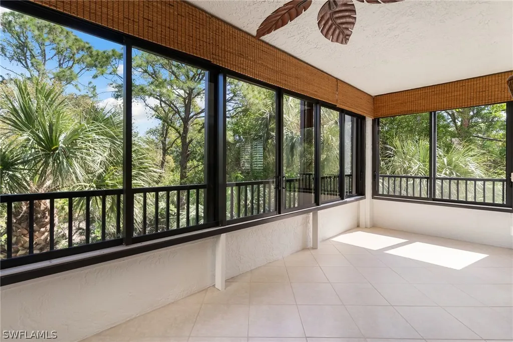 6500 Valen Way Naples FL 34108