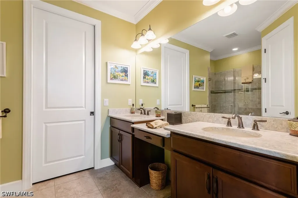 8438 Volaro Way Naples FL 34114
