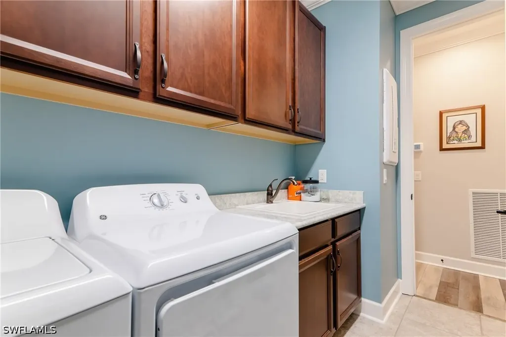 8438 Volaro Way Naples FL 34114
