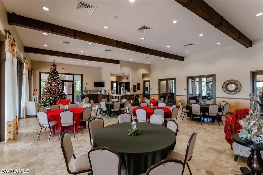 8438 Volaro Way Naples FL 34114
