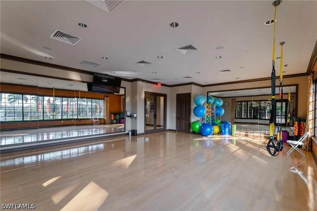 8438 Volaro Way Naples FL 34114