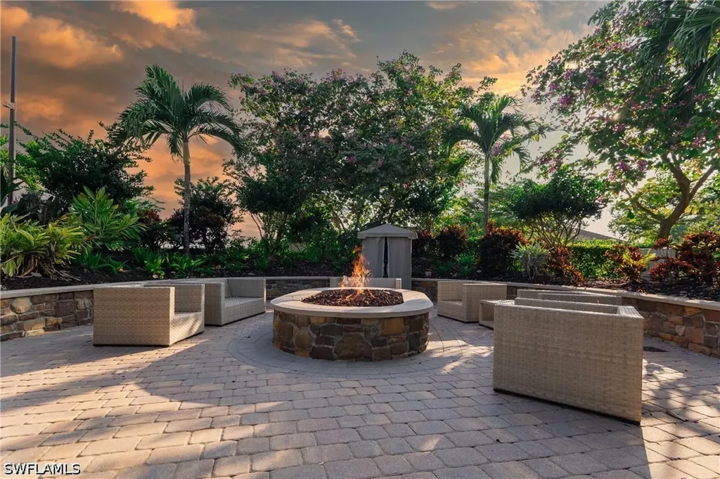8438 Volaro Way Naples FL 34114